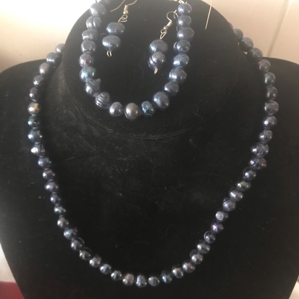 Fresh Water Black Pearl Necklace Bracelets Earrings Set